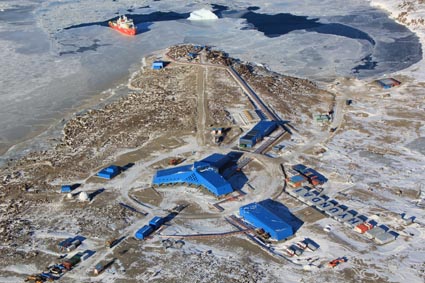 RV Araon and Jang Bogo Station in Terra Nova Bay, East Antarctica
